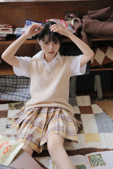下女们